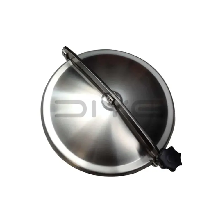 Roostevabast terasest manway